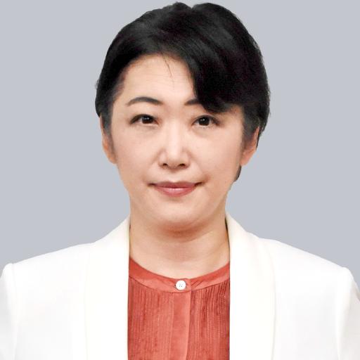 伊東 万美子氏の写真