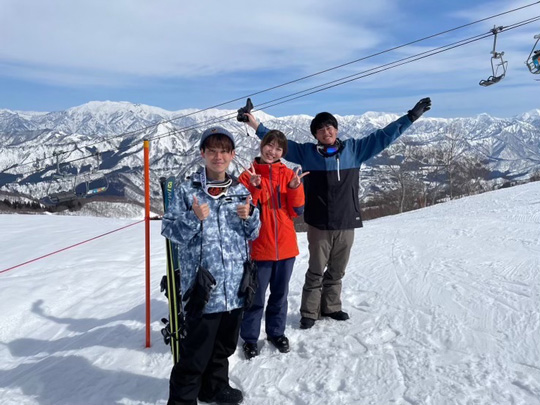 同期ともスキーへ！大雪の日にも行ってきました笑